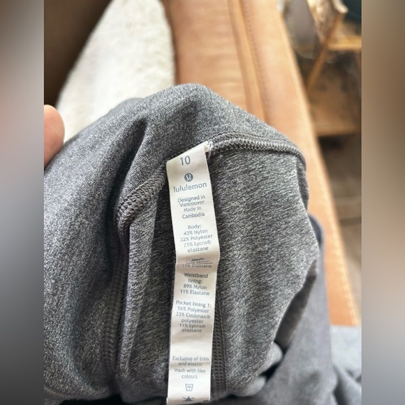 Lululemon | Train Times Crop (17") | size 10 - Picture 9 of 10